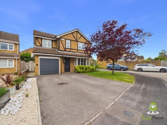 EweMove Estate Agents Basingstoke - Corinthian Clo
