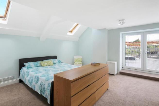 3 bed Detached for sale Image 12