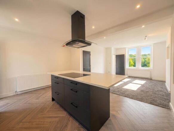 3 bed Semi-Detached for sale Image 4