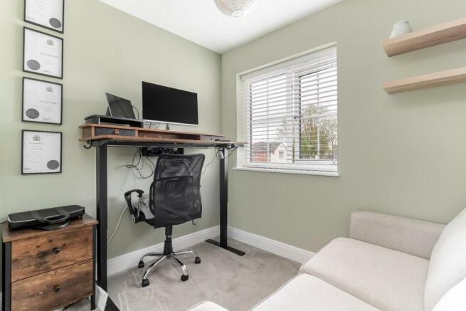 Bedroom 5-Office.jpg