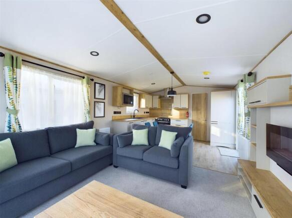 Open Plan Kitchen/Reception Room