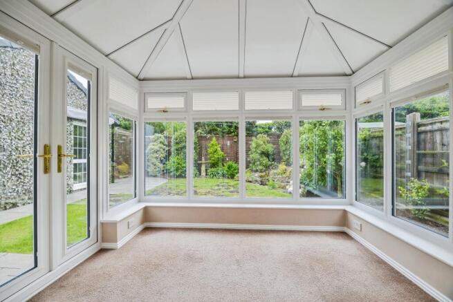 3 bed Not Specified for sale Image 6