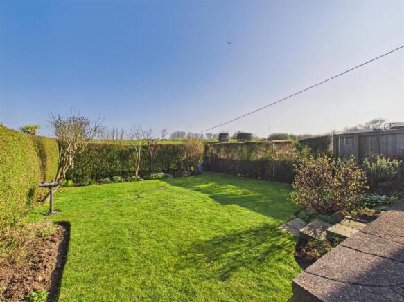 3 bed Semi-Detached for sale Image 10