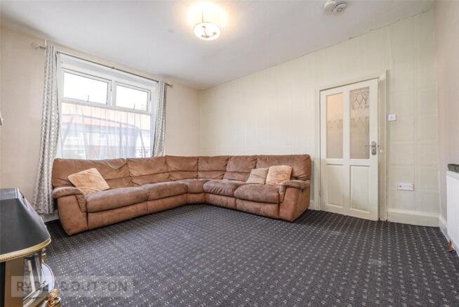 3 bed Terraced for sale Image 9