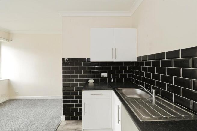 1 bed Apartment for sale Image 6