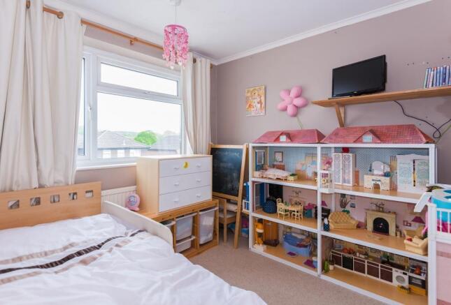38 Woodley Hills8 - 800px.jpg