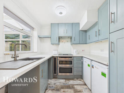 Lowlands Close, Kessingland