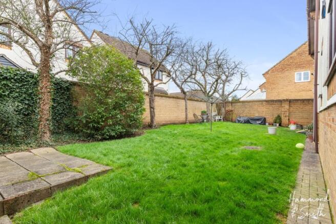 Slade End, Theydon Bois, CM16 photo 4