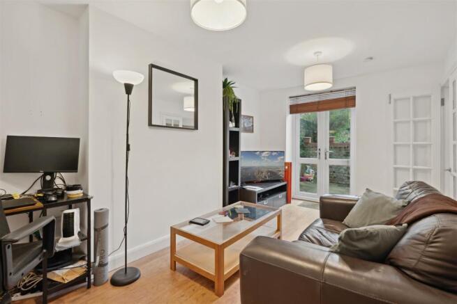 17A Berriman Road N7 7PN-No Watermark-10.jpg