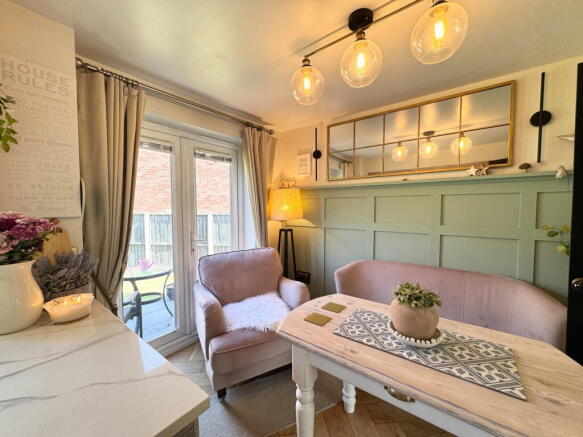 4 bed Detached for sale Image 6