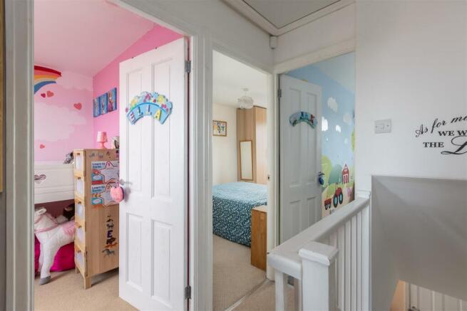Dickens Road 26 Landing.jpg
