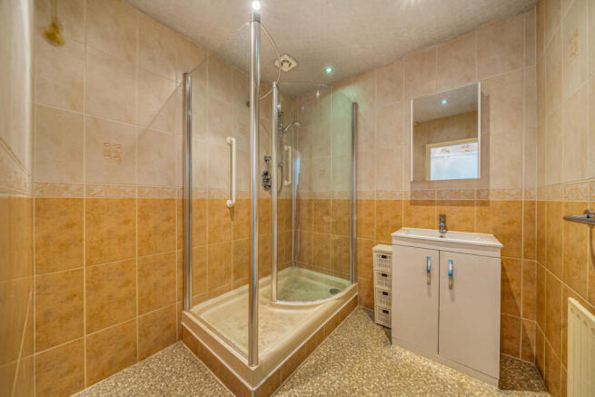 3 bed Detached Bungalow for sale Image 12