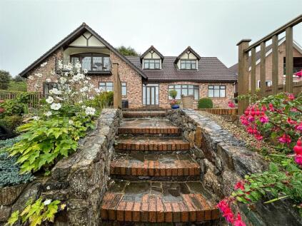 Henllys Village, Henllys, Cwmbran