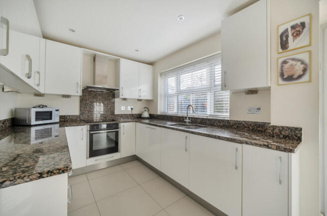 1408800-20-699443...