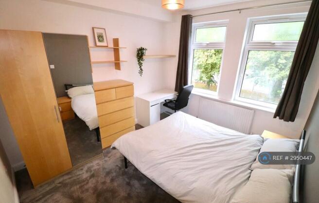 1 bed House Share to rent Image 6