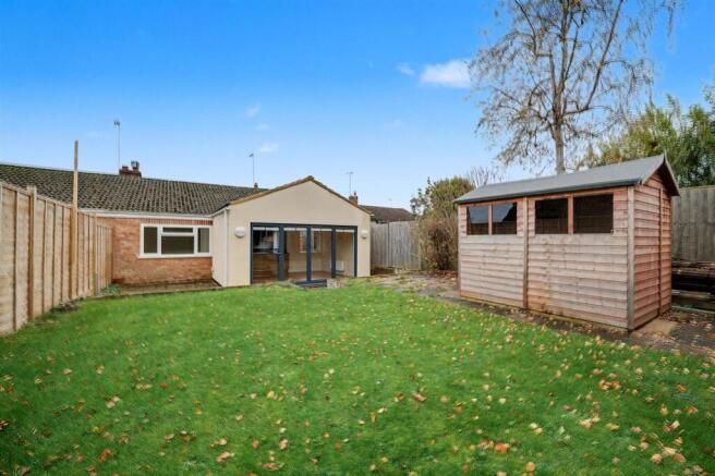 Northleigh Grove, Market Harborough, LE16 photo 4