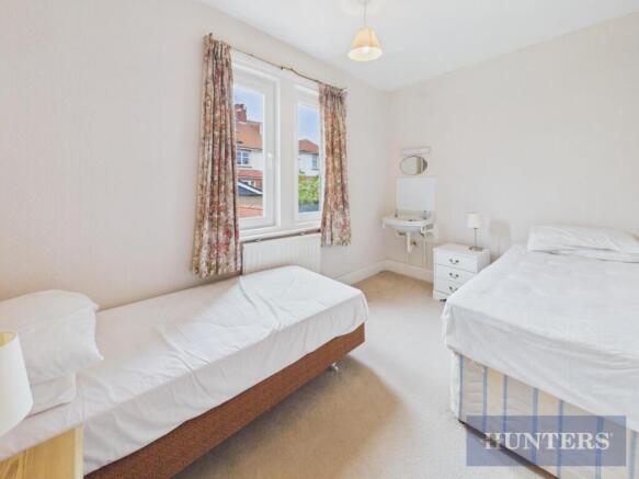 7 bed Semi-Detached for sale Image 8