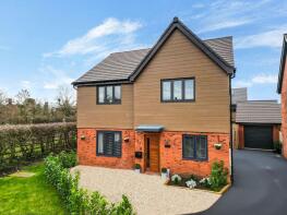4, Tiger Moth Drive, Stoke Orchard, Cheltenham GL52 7RQ