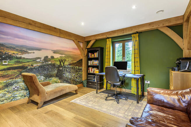 Office/Bedroom 4