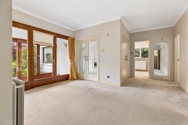 3, Forrestfield Crescent, Newton Mearns, Glasgow, East Renfrewshire photo 4