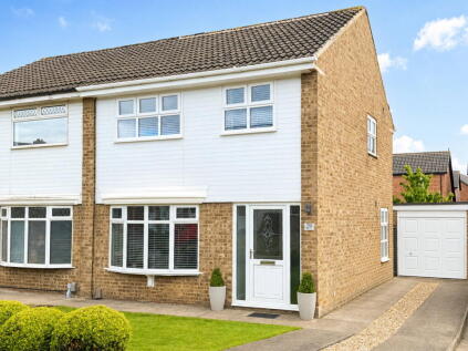 Gayton Sands, Acklam