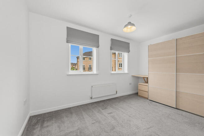 3 bed Town House for sale Image 6