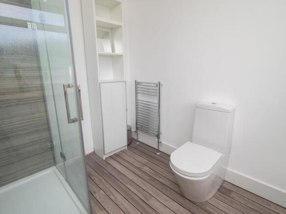 En-Suite Shower