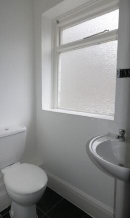 Studio to rent Image 4