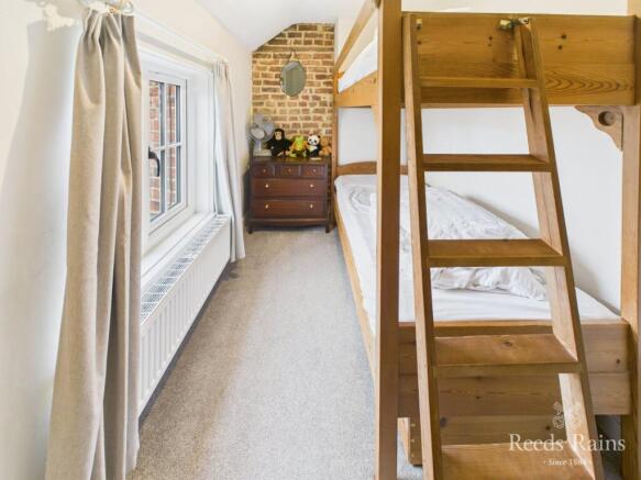 3 bed Link Detached House for sale Image 12