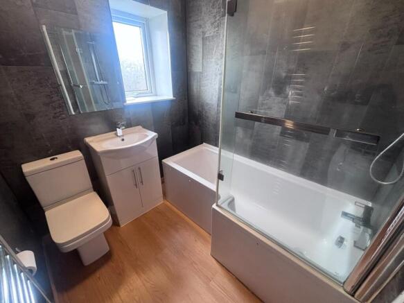 2 bed Terraced for sale Image 9