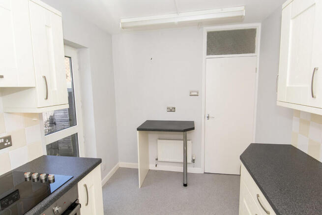 Elm Drive, Market Harborough photo 4