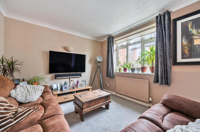 1410365-8-699584c...