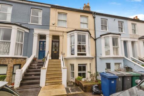 Trinity Road, London, N2