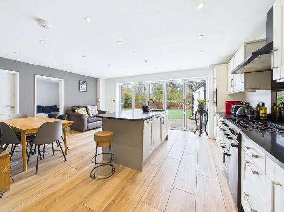 Kitchen/Dining Room