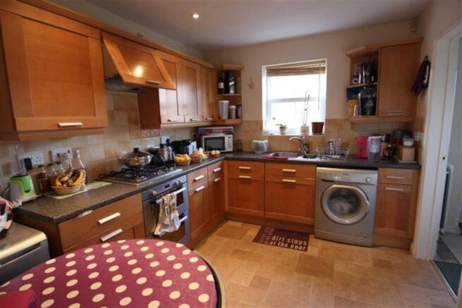 KITCHEN/BREAKFAST RO