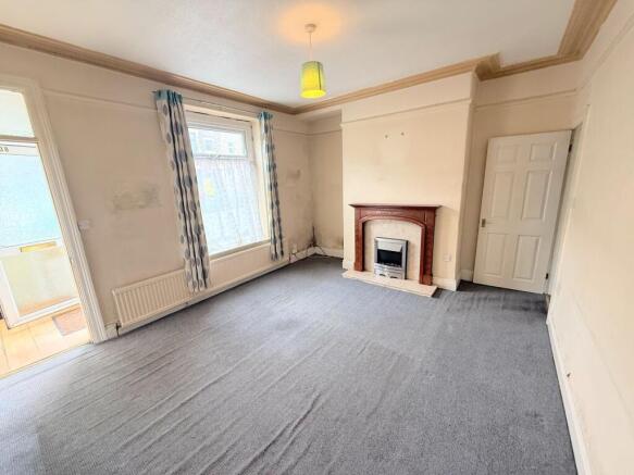 2 bed Terraced for sale Image 6