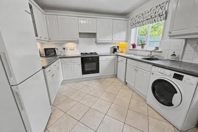 Verwood photo 4
