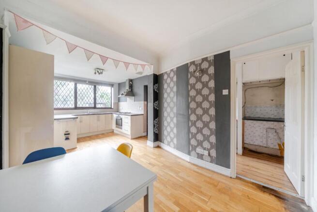 2 bed Terraced for sale Image 11