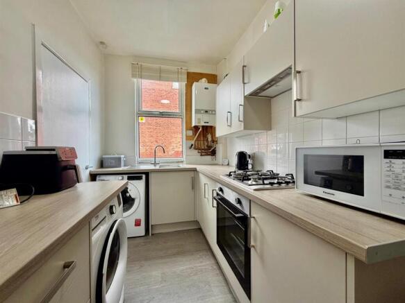 Fitted Kitchen: