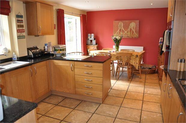 Breakfasting Kitchen