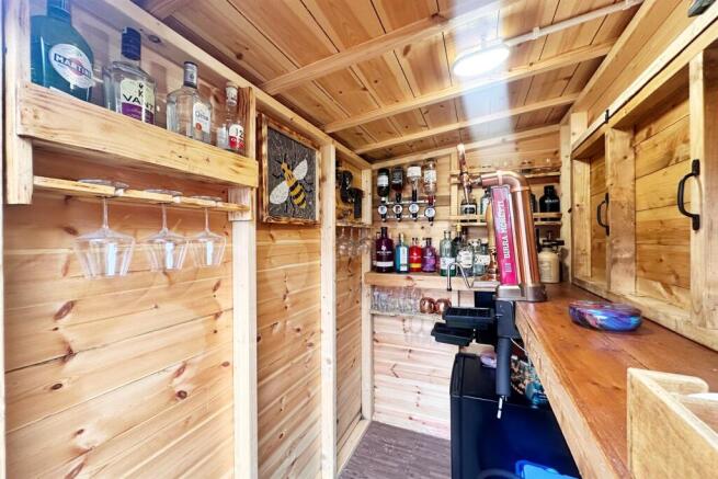 Garden Bar