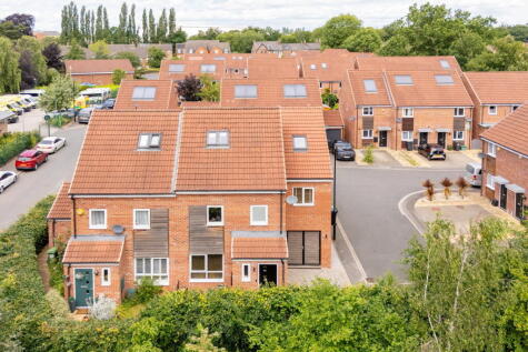 Turner Close, York, YO31 9FD