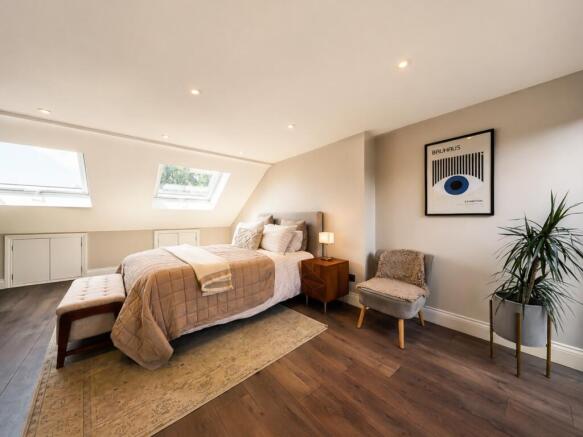 Howard Road, Cricklewood, London, NW2 photo 4
