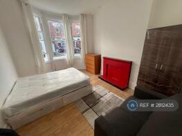 Flat 2, 6, Ulverstone Road, London SE27 0AJ