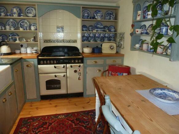 Kitchen/ Breakfast