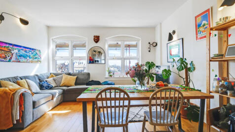 8 Manbey Park Rd, London, E15 1EQ