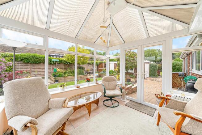 2 bed Detached Bungalow for sale Image 8