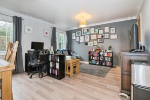 Flat 2, 180, Bursledon Road, Southampton SO19 8NB