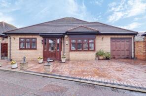 4, Westview Close, Rainham RM13 9JJ