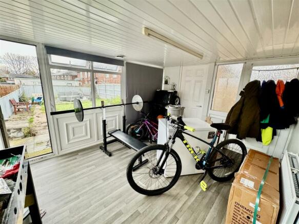 Garden room